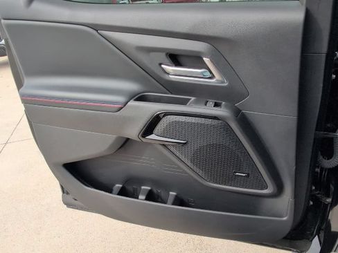 New 2024 Chevrolet Silverado EV RST AWD/4WD image 9