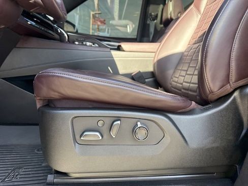 Used 2024 Cadillac Escalade Sport Platinum image 51