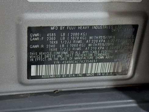 Used 2010 Subaru Outback 2.5i image 37