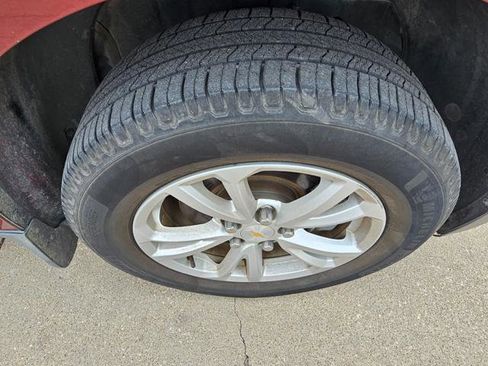 Used 2017 Chevrolet Equinox LT w/ Convenience Package FWD image 13