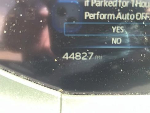 Used 2024 Toyota Prius Limited w/ Limited Premium Package FWD image 14