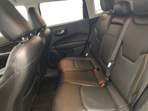 Used 2018 Jeep Compass Limited w/ Navigation Group image 18