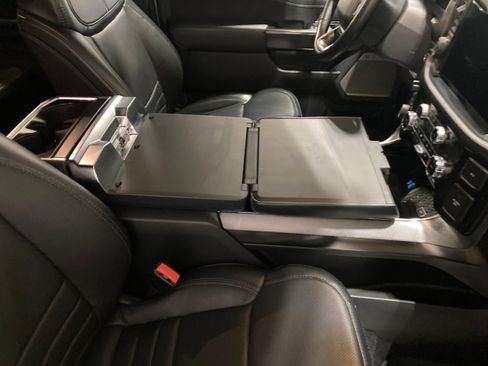 Used 2024 Ford F150 Platinum AWD/4WD image 9