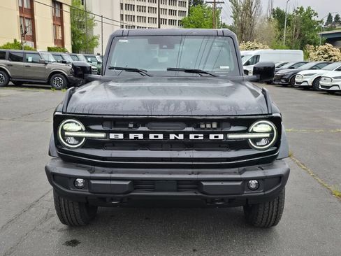 New 2026 Ford Bronco Outer Banks AWD/4WD image 8