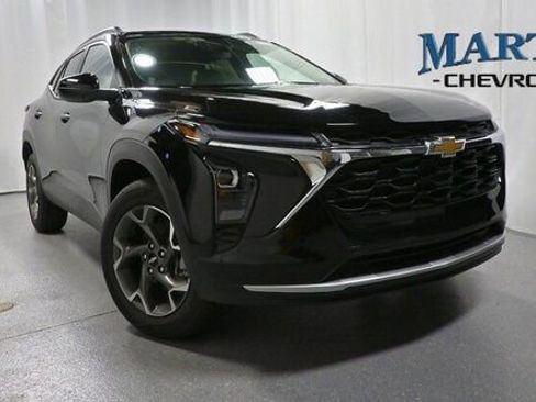 New 2026 Chevrolet Trax LT w/ Driver Confidence Package image 1