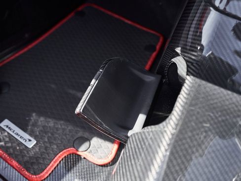 Used 2021 McLaren Elva image 51