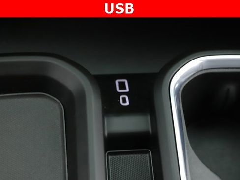 Used 2025 GMC Sierra 2500 Denali image 28