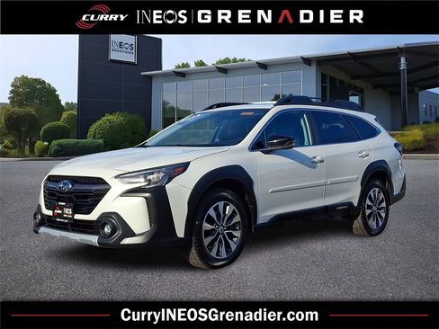 Used 2023 Subaru Outback Limited image 1