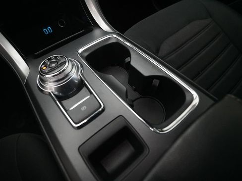 Used 2020 Ford Fusion SE image 14