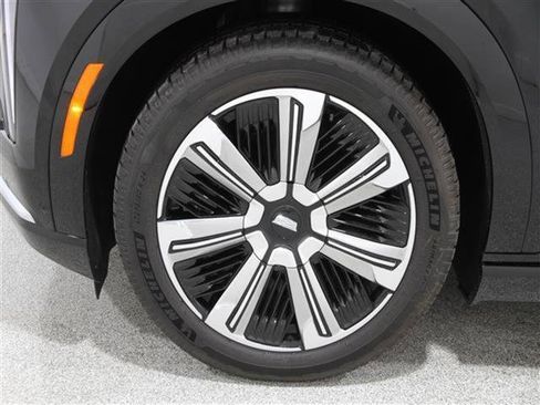 New 2025 Cadillac Escalade IQ Luxury 1 image 29