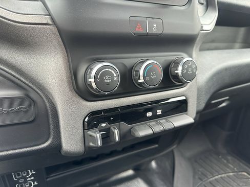 Used 2024 RAM 2500 Tradesman AWD/4WD image 21