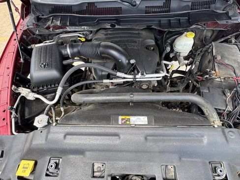 Used 2014 RAM 1500 Express AWD/4WD image 2