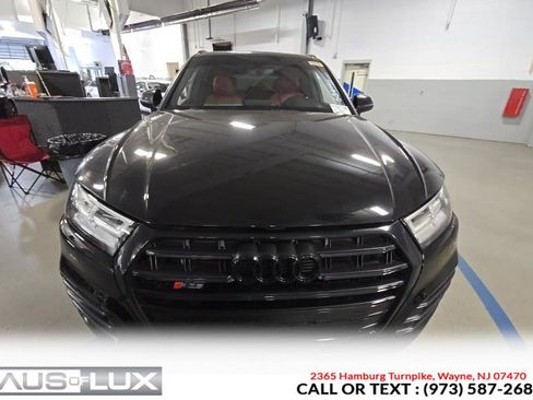 Used 2019 Audi SQ5 Premium Plus w/ Premium Plus Package AWD/4WD image 2