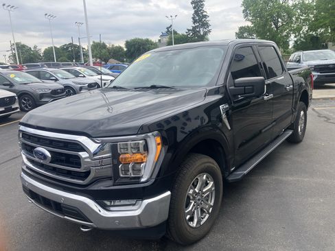 Used 2021 Ford F150 XLT w/ Equipment Group 302A High AWD/4WD image 3