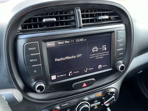 Used 2025 Kia Soul LX w/ LX Technology Package image 18