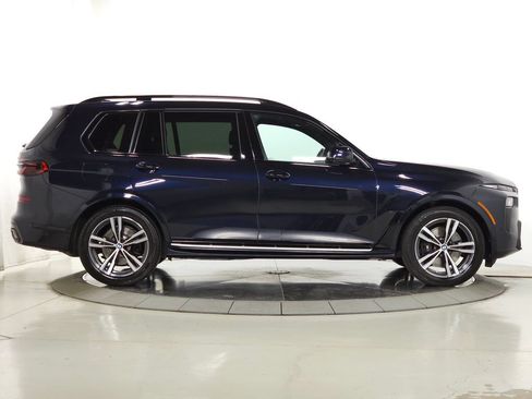 Used 2026 BMW X7 xDrive40i AWD/4WD image 12