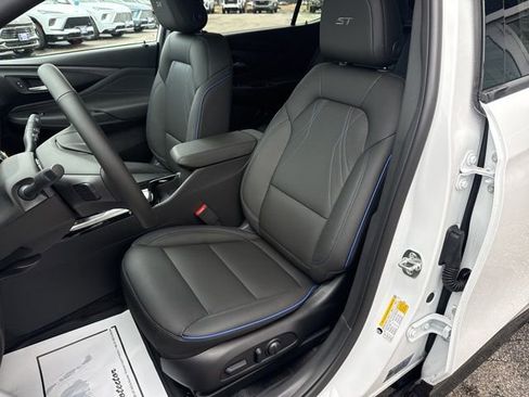 New 2026 Buick Envista Sport Touring w/ Convenience I Package image 12