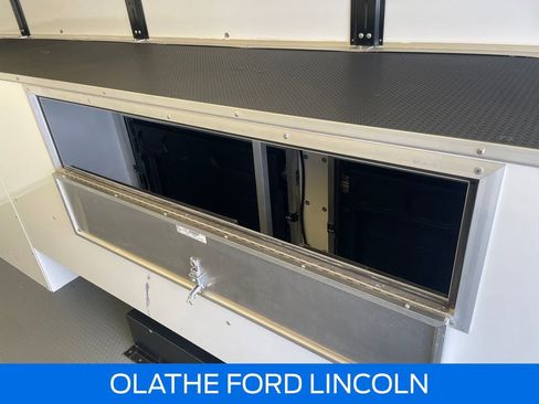 Used 2025 Ford E-450 and Econoline 450 Super Duty w/ Power Equipment Group image 25