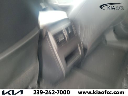 Used 2022 Mitsubishi Outlander SE FWD image 16