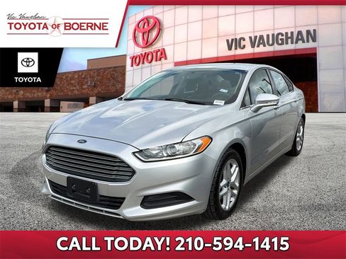 Used 2013 Ford Fusion SE image 1