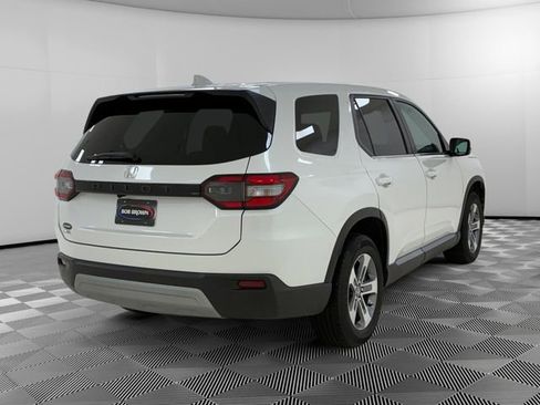 Used 2025 Honda Pilot EX-L image 5