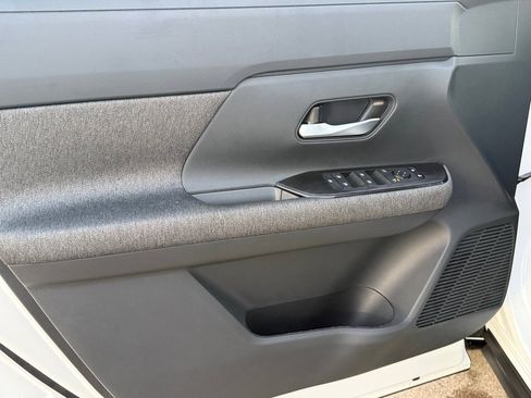 New 2026 Nissan Kicks SV image 20