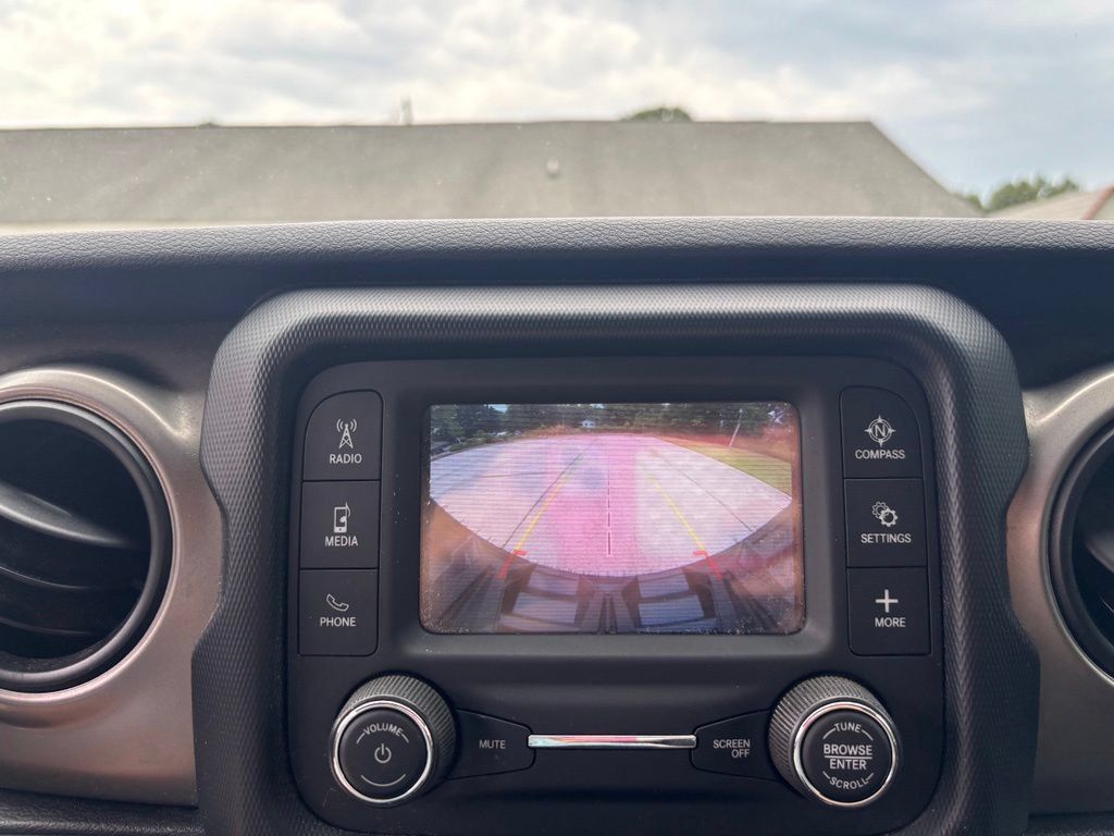 Used 2019 Jeep Wrangler Unlimited Sport S AWD/4WD image 35
