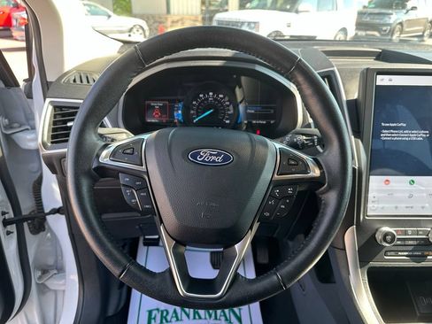 Used 2024 Ford Edge SEL AWD/4WD image 15