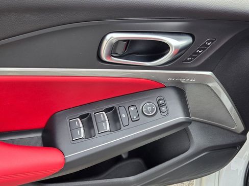 Used 2025 Acura Integra A-Spec FWD image 10