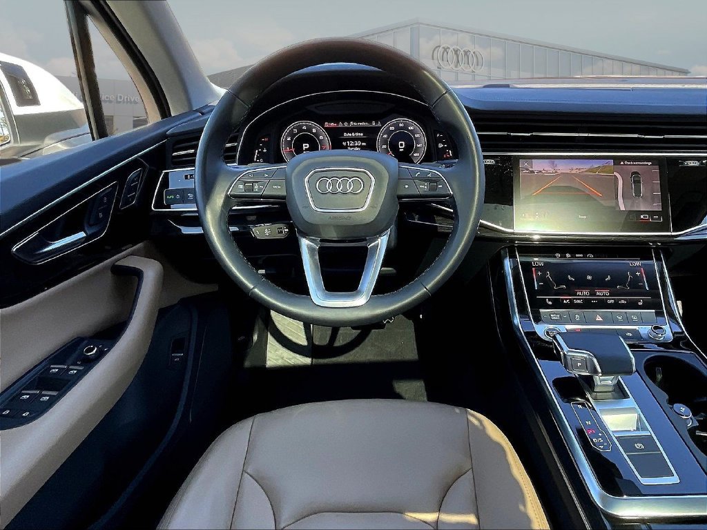Used 2024 Audi Q7 2.0T Premium w/ Convenience Package AWD/4WD image 10