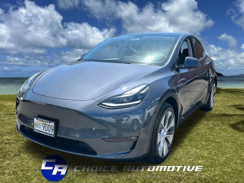 Used 2023 Tesla Model Y Long Range image 1