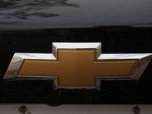 Used 2025 Chevrolet Trax LT image 8