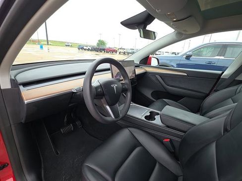 Used 2023 Tesla Model Y Long Range AWD/4WD image 12