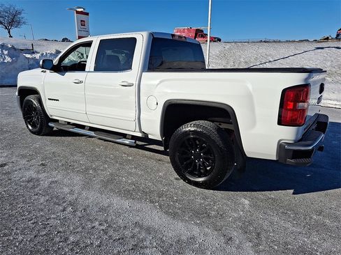 Used 2018 GMC Sierra 1500 SLE w/ SLE Value Package image 7