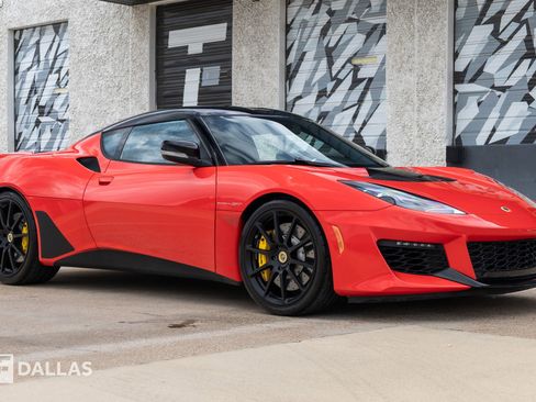 Used 2020 Lotus Evora image 18