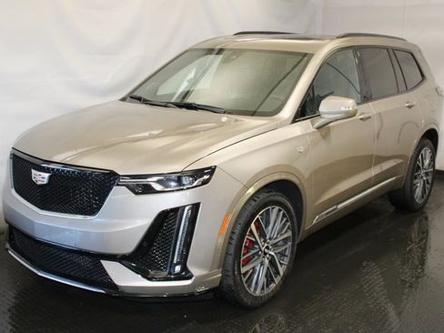 Certified 2023 Cadillac XT6 Sport image 1