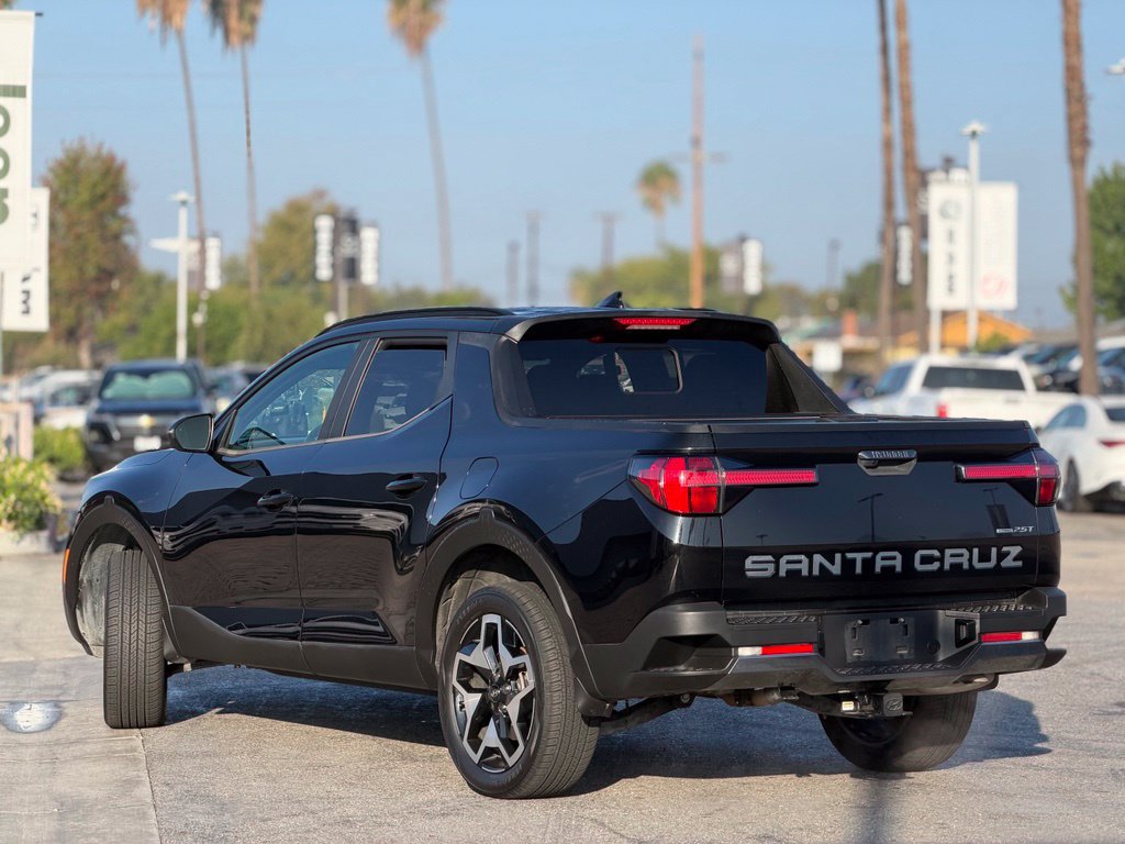Used 2022 Hyundai Santa Cruz Limited w/ Cargo Package AWD/4WD image 2