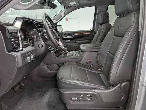 Certified 2025 GMC Sierra 1500 Denali w/ Denali Reserve Package AWD/4WD image 4