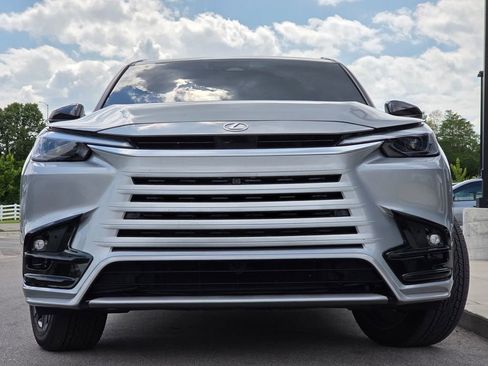 Certified 2025 Lexus TX 500h AWD w/ Technology Package image 3