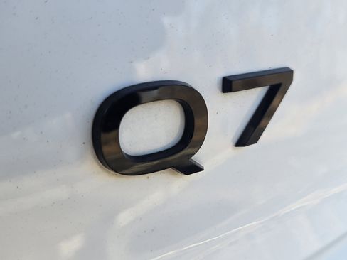 Used 2025 Audi Q7 3.0T Premium Plus image 9