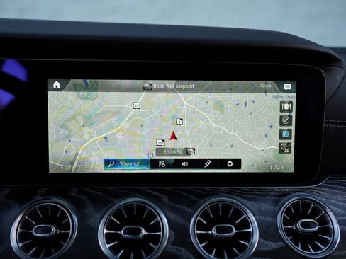 Used 2021 Mercedes-Benz AMG GT 43 w/ Driver Assistance Package image 31