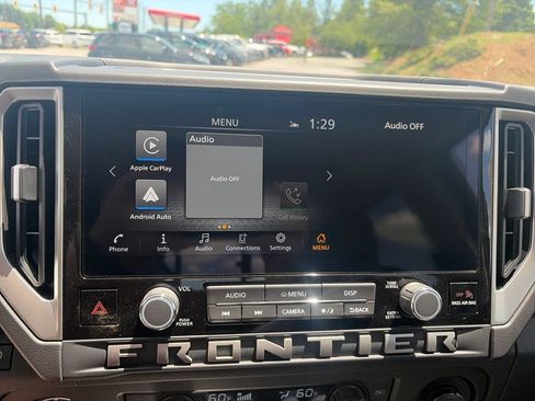New 2026 Nissan Frontier SV w/ All-Weather Content Package AWD/4WD image 19