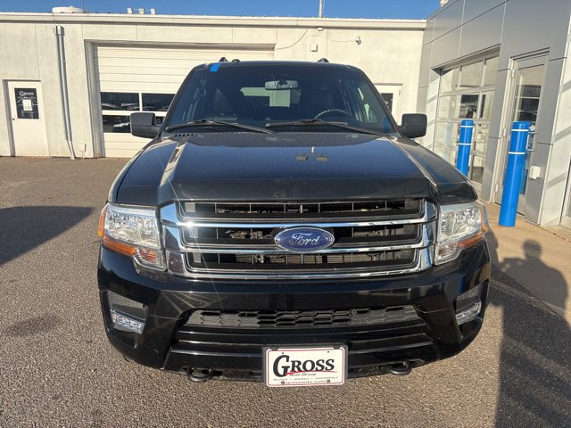 Used 2017 Ford Expedition EL XLT w/ Equipment Group 202A AWD/4WD image 3