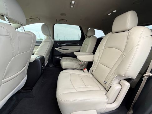 Used 2021 Buick Enclave Essence w/ Sound and Sites Package FWD image 24