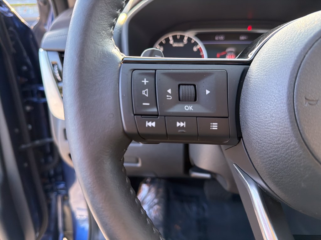 Used 2023 Nissan Rogue SL w/ SL Premium Package AWD/4WD image 23