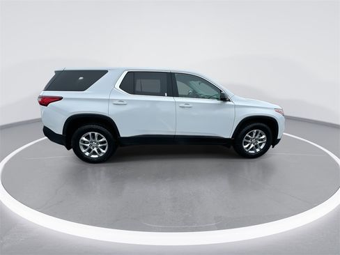 Used 2020 Chevrolet Traverse LS w/ LPO, Blackout Package image 9