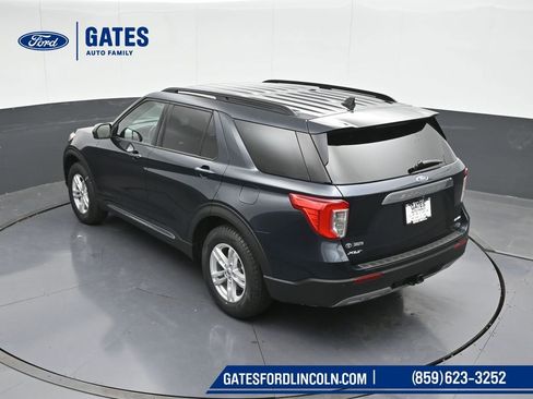 Used 2022 Ford Explorer XLT w/ Equipment Group 202A AWD/4WD image 57