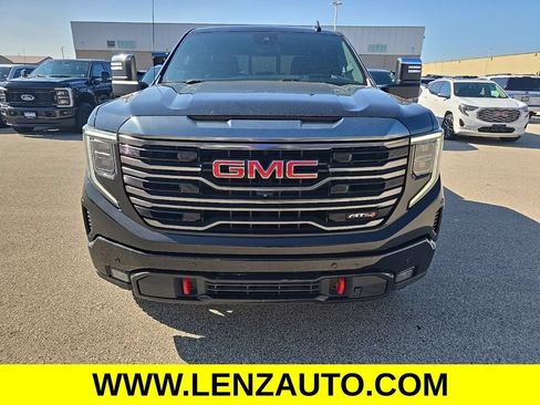 Used 2024 GMC Sierra 1500 AT4 w/ Technology Package AWD/4WD image 2