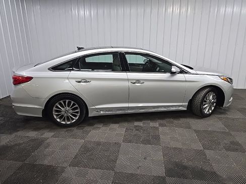 Used 2015 Hyundai Sonata Limited w/ Option Group 06 FWD image 2