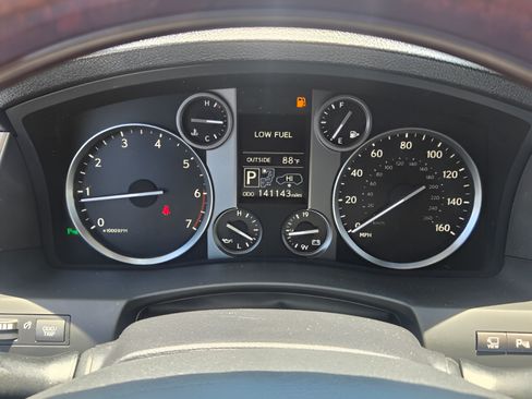 Used 2015 Lexus LX 570 4WD image 29